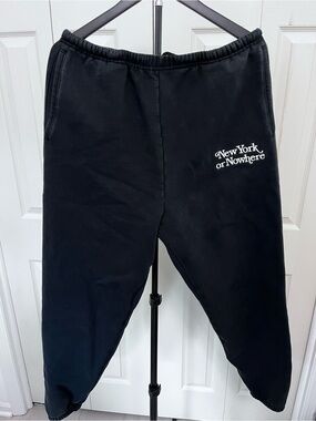 Black Men's Sweat Joggers with 'New York or Nowhere' Print